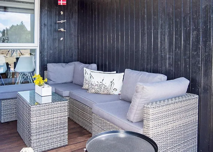 10 Person Holiday In Thisted